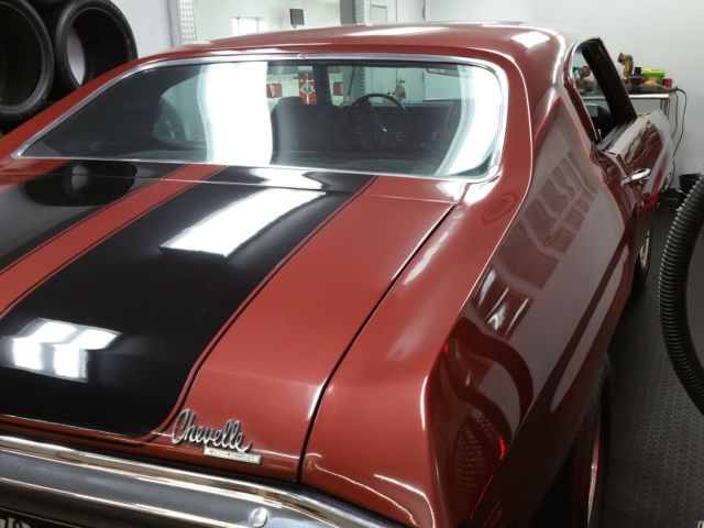 1970 Chevrolet Chevelle SS 396 Badges and Interior - photo 9