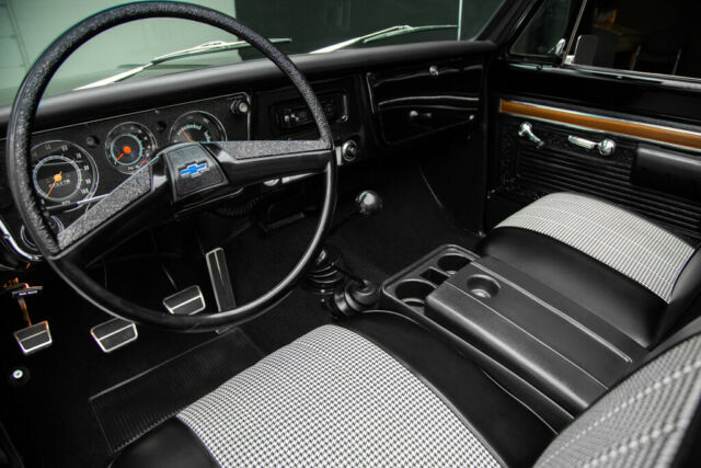 1970 Chevrolet Blazer 4WD Houndstooth 4-Speed - photo 11