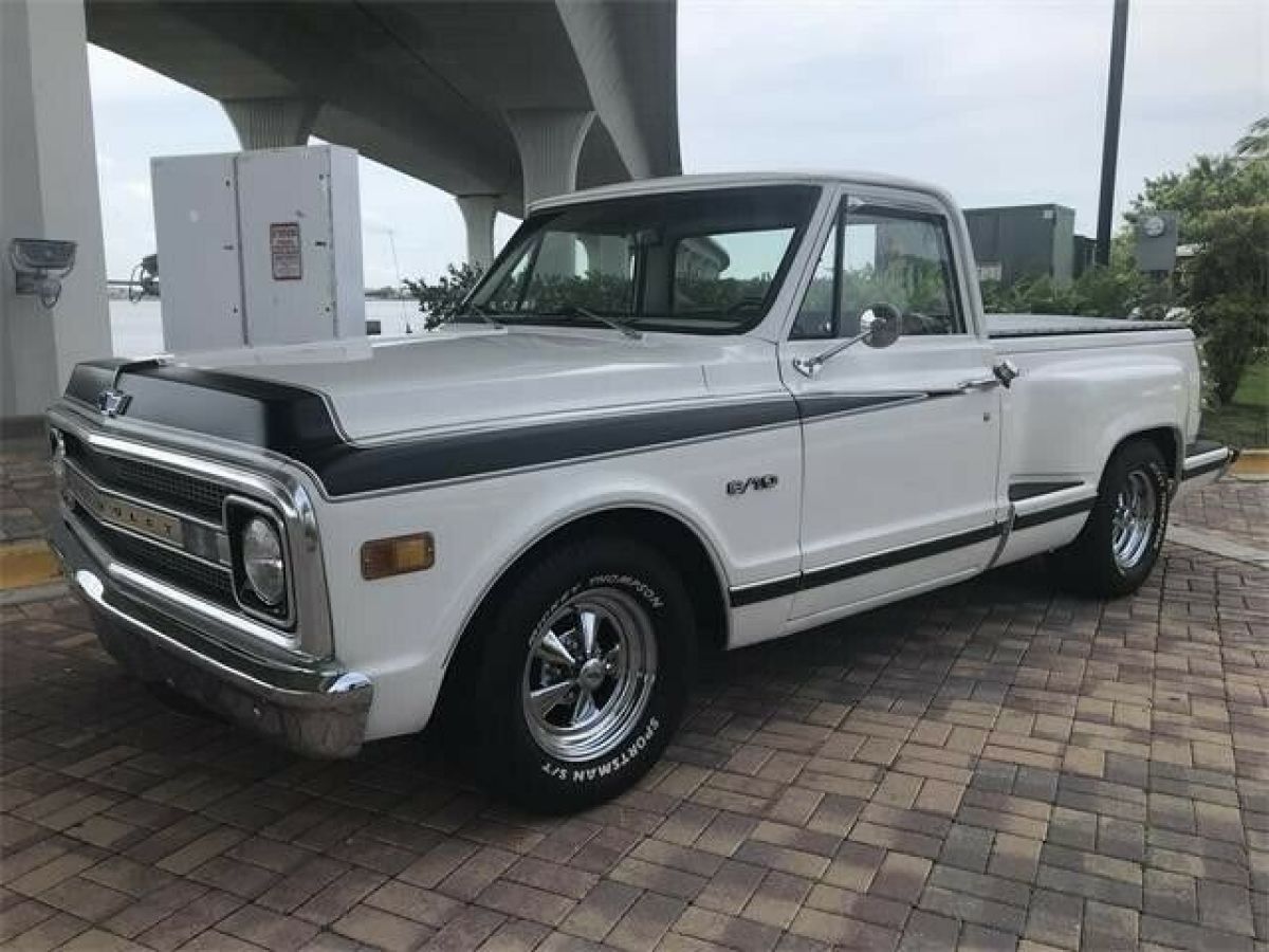 1970 Chevrolet C-10 - photo 2