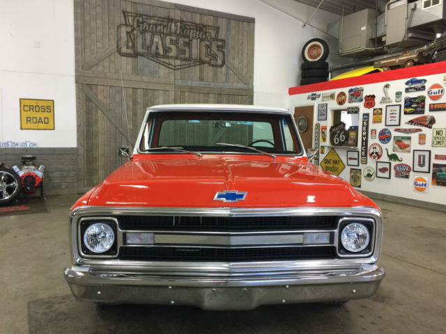 1970 Chevrolet C-10 Custom - photo 4