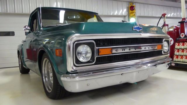 1970 Chevrolet C-10 -- - photo 3