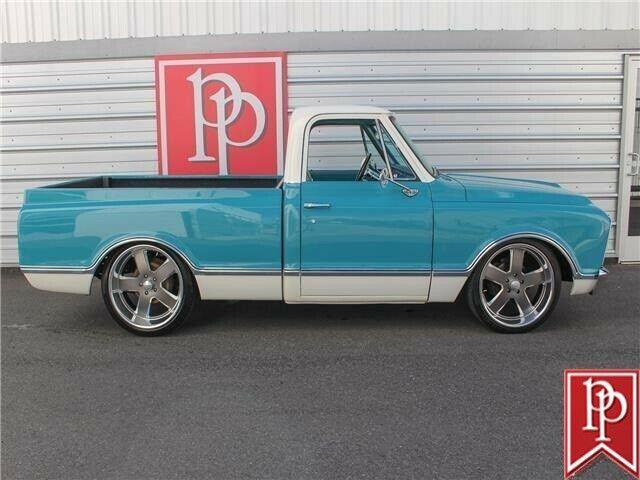 1970 Chevrolet C-10 Pickup Truck - photo 2