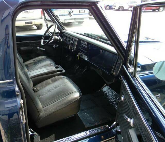 1970 Chevrolet C-10 Custom - photo 11