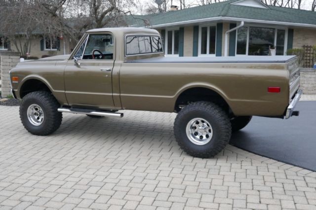 1970 Chevrolet C-10 -4X4 FRAME OFF TRUCK-RESTORED-MINT-SEE VIDEO- - photo 4