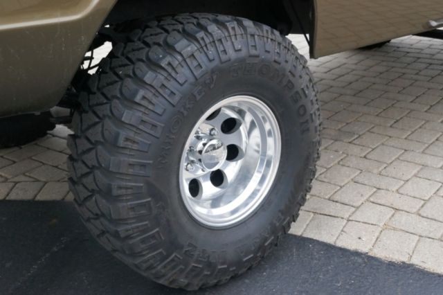 1970 Chevrolet C-10 -4X4 FRAME OFF TRUCK-RESTORED-MINT-SEE VIDEO- - photo 9