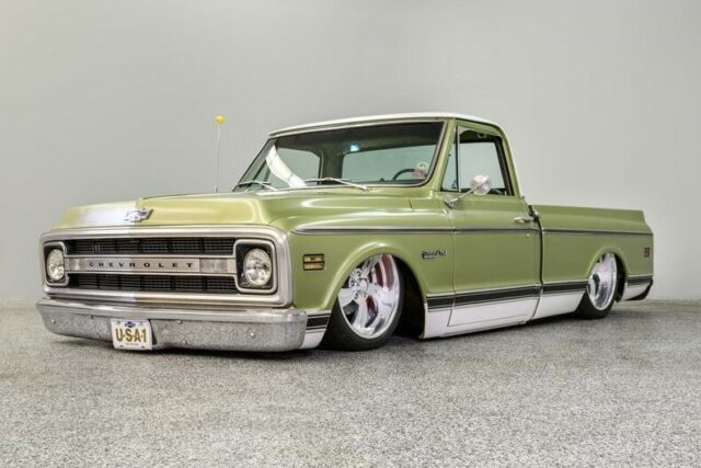 1970 Chevrolet C-10 -- - photo 3