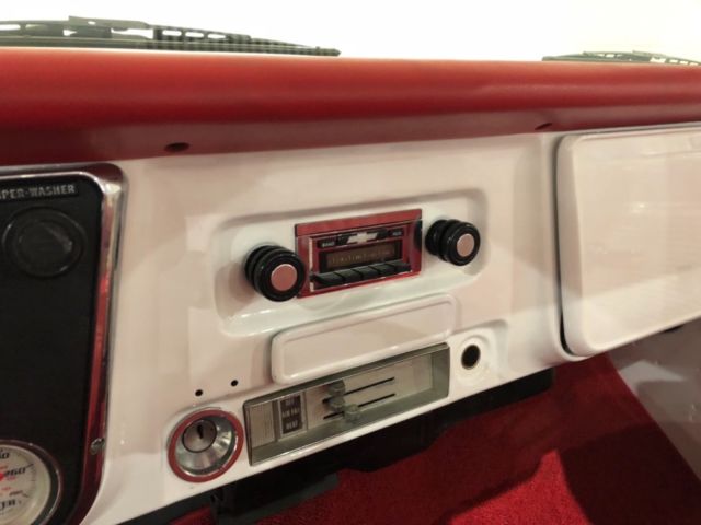 1970 Chevrolet C-10 -LOWERED NEW PAINT 454 AUTO RESTORED PS PB NEW INT - photo 13