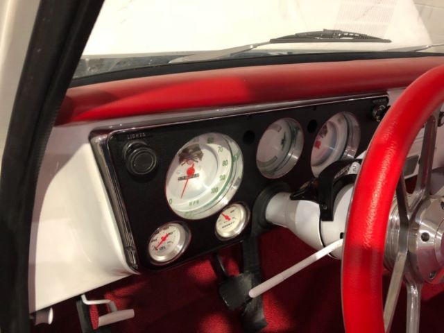 1970 Chevrolet C-10 -LOWERED NEW PAINT 454 AUTO RESTORED PS PB NEW INT - photo 7