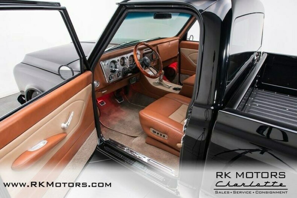 1970 Chevrolet C-10 Pickup Truck - photo 3