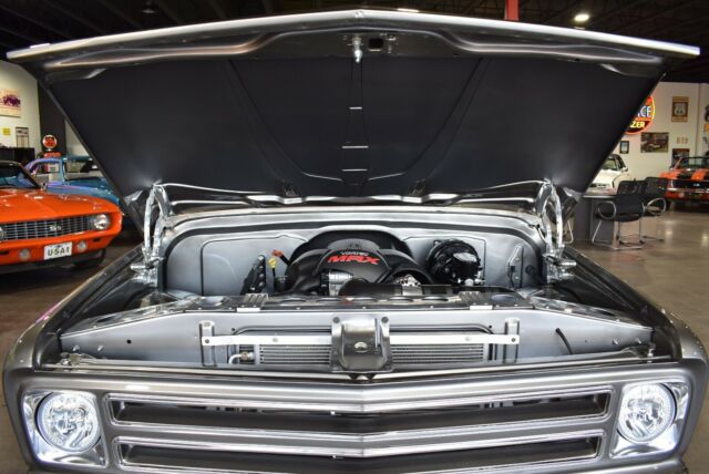 1970 Chevrolet C-10 One of a kind Custom C10 Shortbox Restomod - photo 13