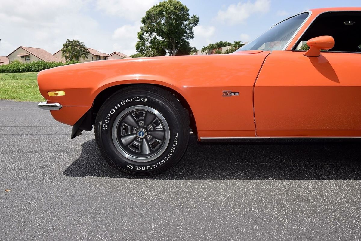1970 Chevrolet Camaro 350 4 Bolt Main - photo 10