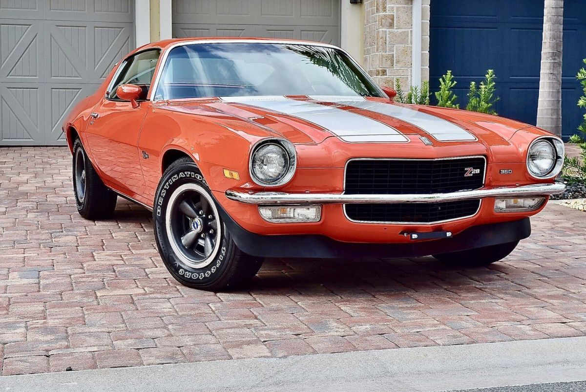 1970 Chevrolet Camaro 350 V8 4 Speed M20 Hurst Shifter Hugger Orange 1970 Chevrolet Camaro 350 V8 4 Speed Z28
