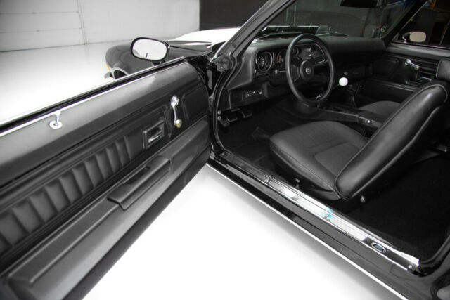 1970 Chevrolet Camaro Black 396 4-Speed New Chrome - photo 9