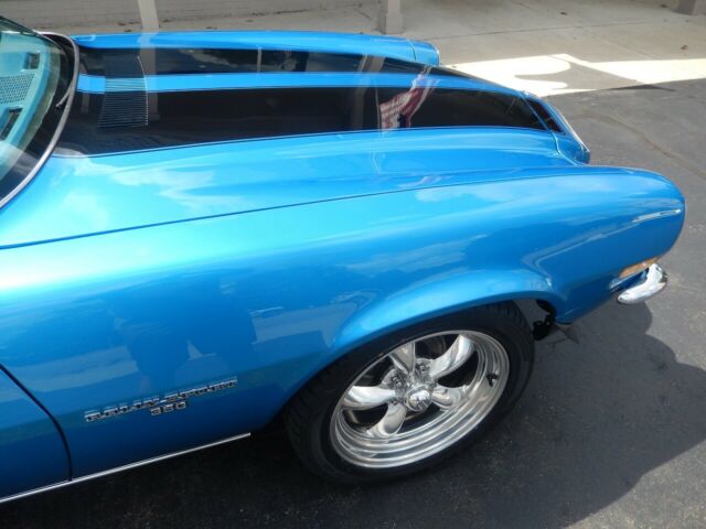 1970 Chevrolet Camaro RS - photo 2
