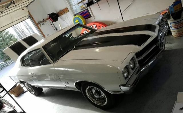 1970 Chevrolet Chevelle -REAL SS396-SUPER SPORT-FACTORY 4 SPEED-DRIVER QUA - photo 8