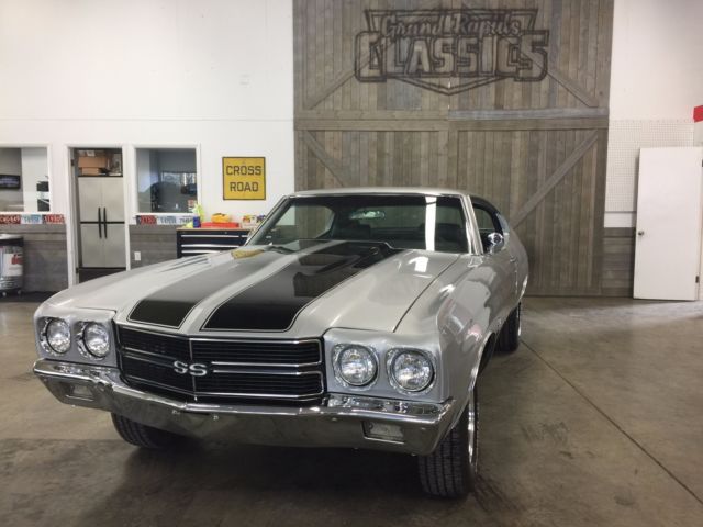 1970 Chevrolet Chevelle SS454 Trim - photo 2