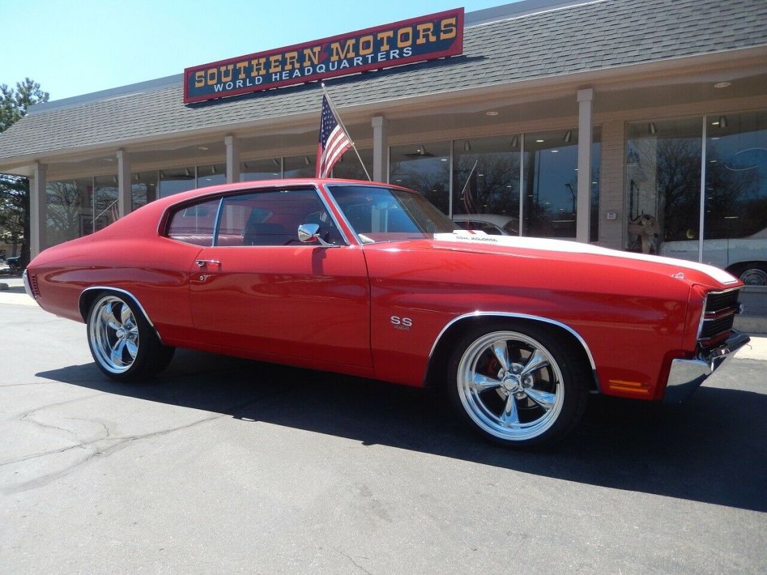 1970 Chevrolet Chevelle SS Cranberry red 5.3 liter EFI Frame Off Restoration 1970 Chevrolet Chevelle