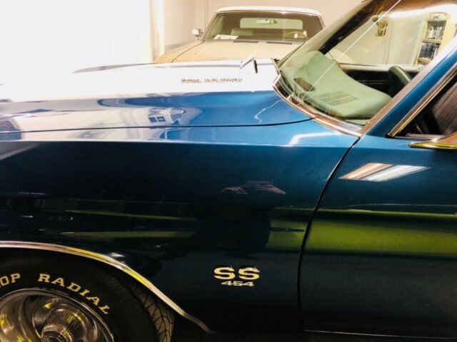 1970 Chevrolet Chevelle -SS454-Manual 4 Speed-Fathom Blue- - photo 3