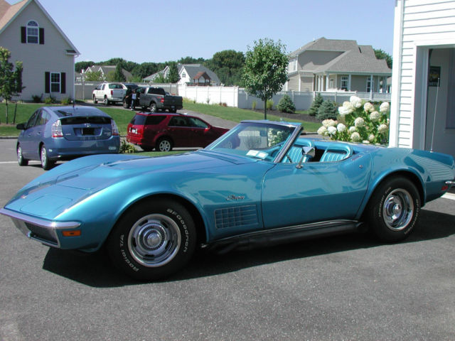 1970 Chevrolet Corvette Base Convertible 2-Door 5.7L 1970 Chevrolet Corvette Stingray
