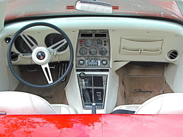1970 Chevrolet Corvette convertible - photo 7