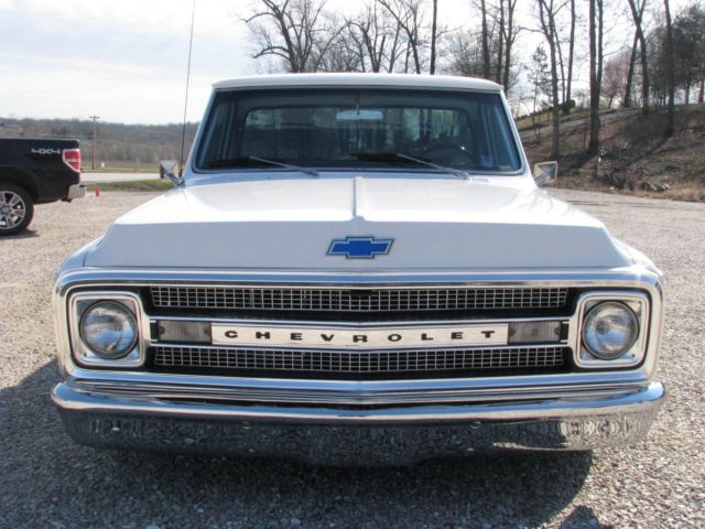 1970 Chevrolet C-10 - photo 2
