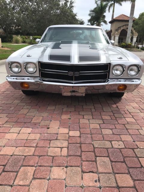 1970 Chevrolet El Camino Show Quality Rest-Mod w/ GM Performance 502 EFI RamJet 1970 Chevrolet El Camino