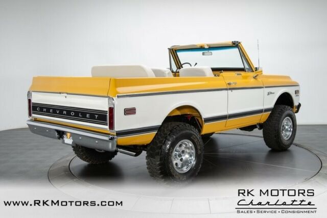 1970 Chevrolet K-5 Blazer -- - photo 10