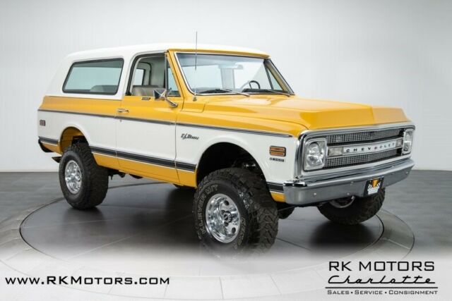 1970 Chevrolet K-5 Blazer -- - photo 11