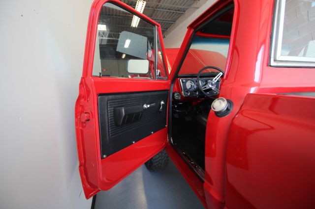 1970 Chevrolet Pickup K20 4x4 - Fully Restored - PS + PB - photo 11