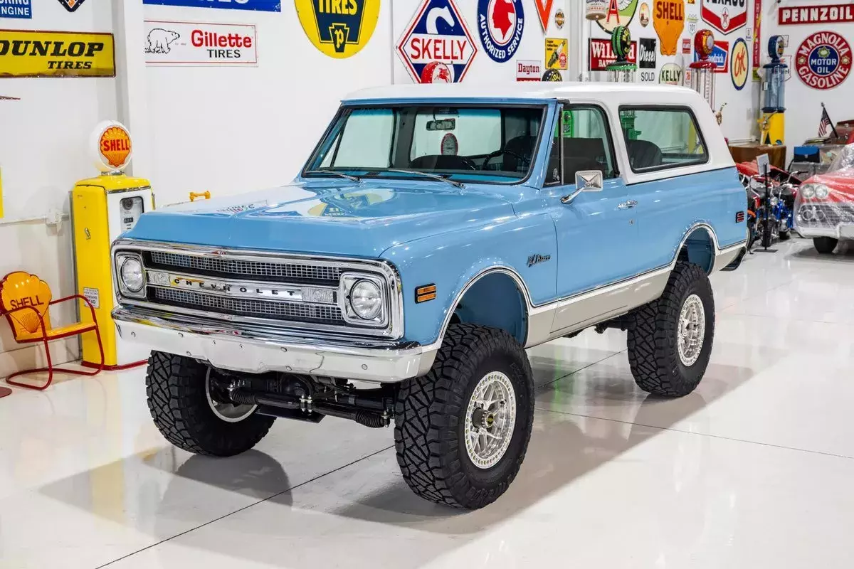 1970 Chevrolet K/5 Blazer Full Custom LT4 EFI, Auto Nut & Bolt Frame-Off Resto 1970 Chevrolet K/5 Blazer