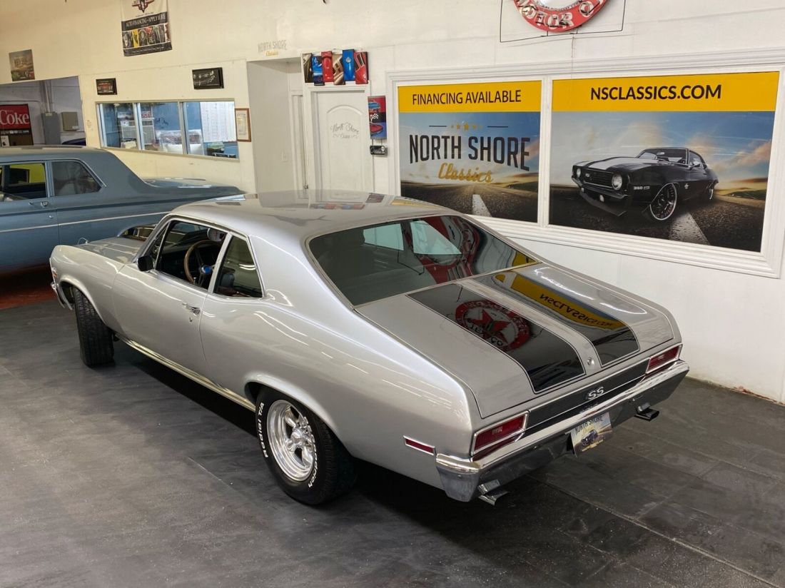 1970 Chevrolet Nova - 454 BIG BLOCK - 4 SPEED MANUAL - VERY CLEAN - - photo 2