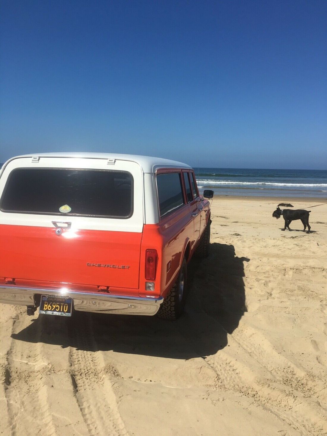 1970 Chevrolet Suburban - photo 3
