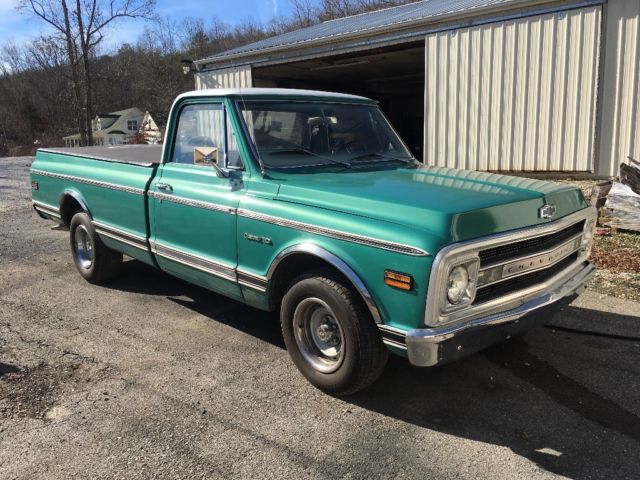 1970 chevy 1970 Chevrolet C-10 Stepside ling bed