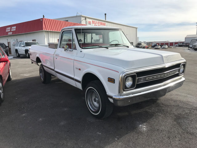 1970 Chevrolet C-10 - photo 2