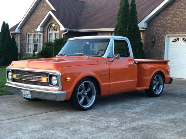 1970 Chevy C10 Short bed, Step side, Restored with Vintage Air 1970 Chevrolet C-10
