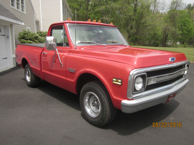 1970 CHEVY CST SHORTBED PROFESSIONALLY RESTORED FACTORY A/C 1970 Chevrolet C-10