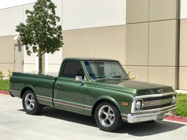 1970 Chevrolet C-10 Custom - photo 2