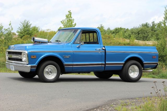 1970 Chevrolet C-10 CST - photo 2