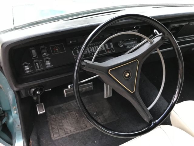 1970 Chrysler 300 Series - photo 9