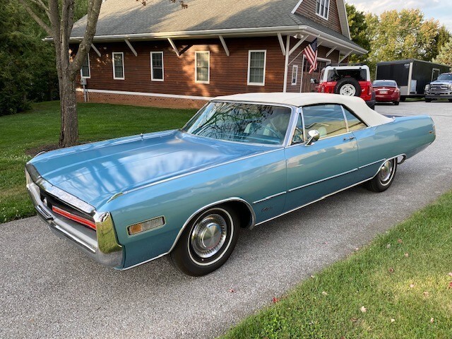 1970 Chrysler 300 Series - photo 2