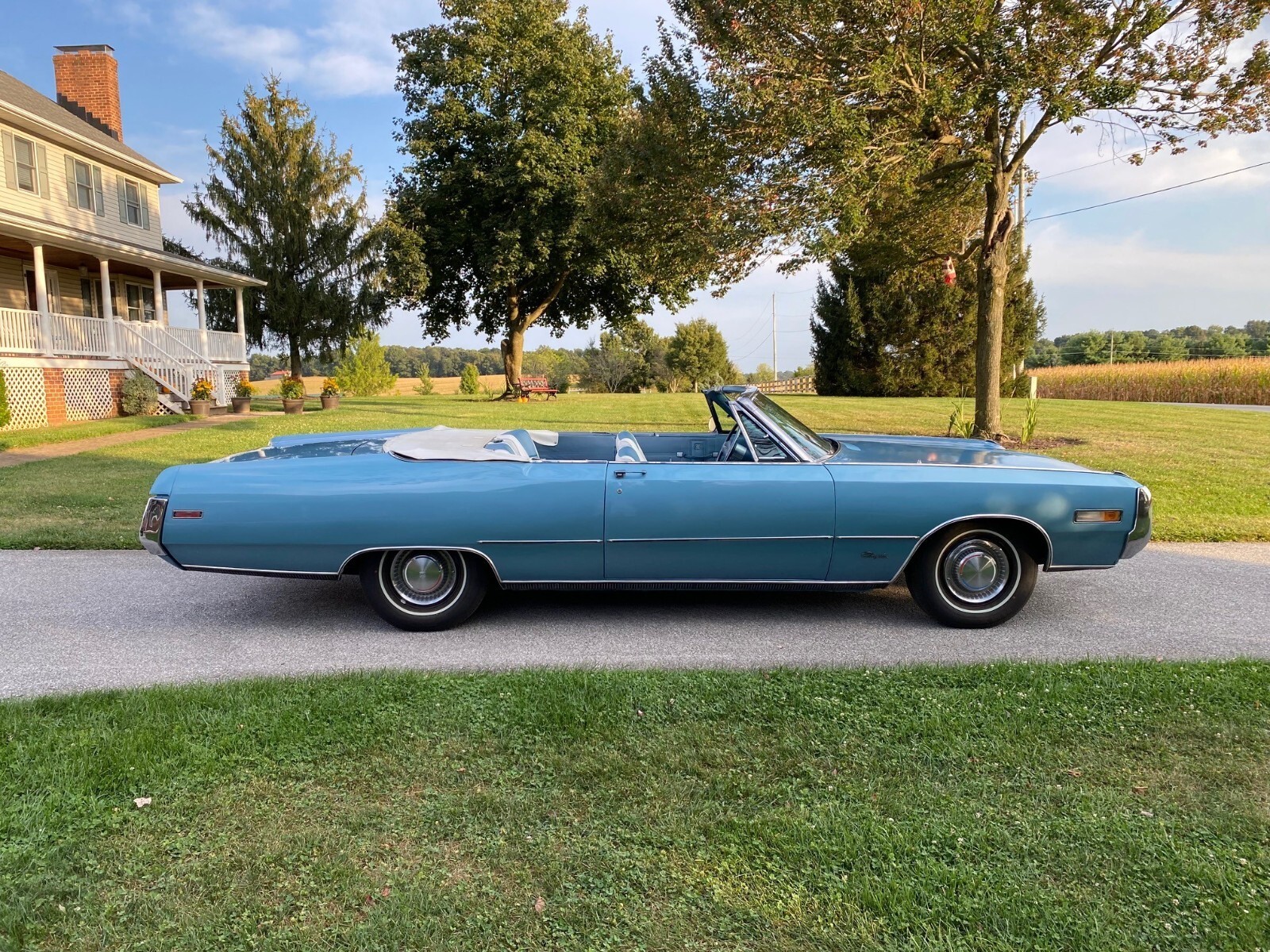 1970 Chrysler 300 Series - photo 4