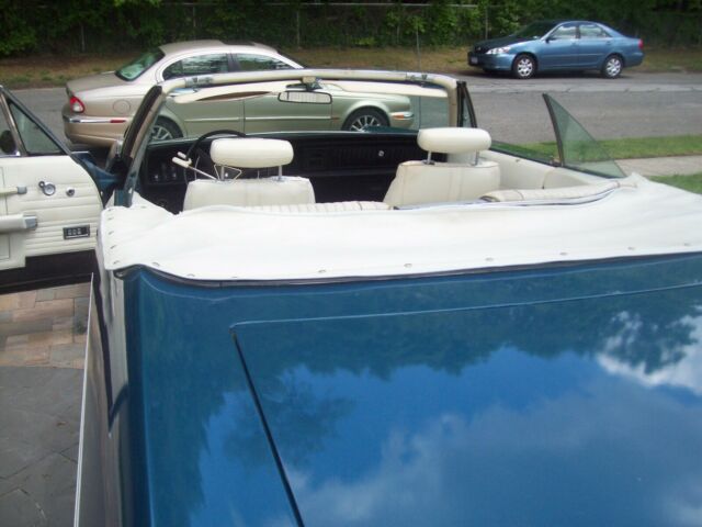1970 Chrysler 300 Series convertible - photo 8