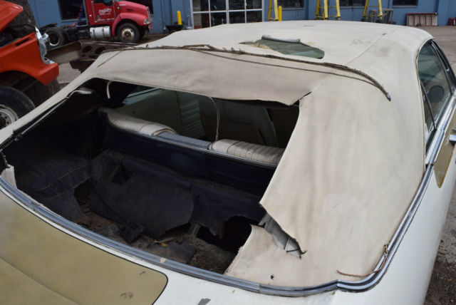 1970 Chrysler 300 Series - photo 5