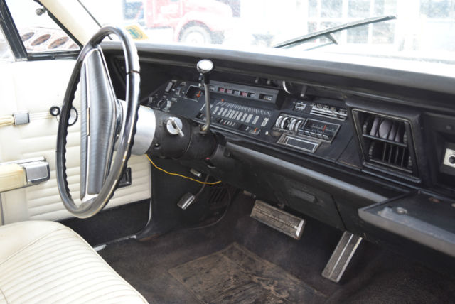 1970 Chrysler 300 Series - photo 6