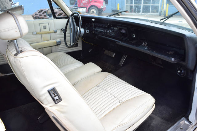 1970 Chrysler 300 Series - photo 7