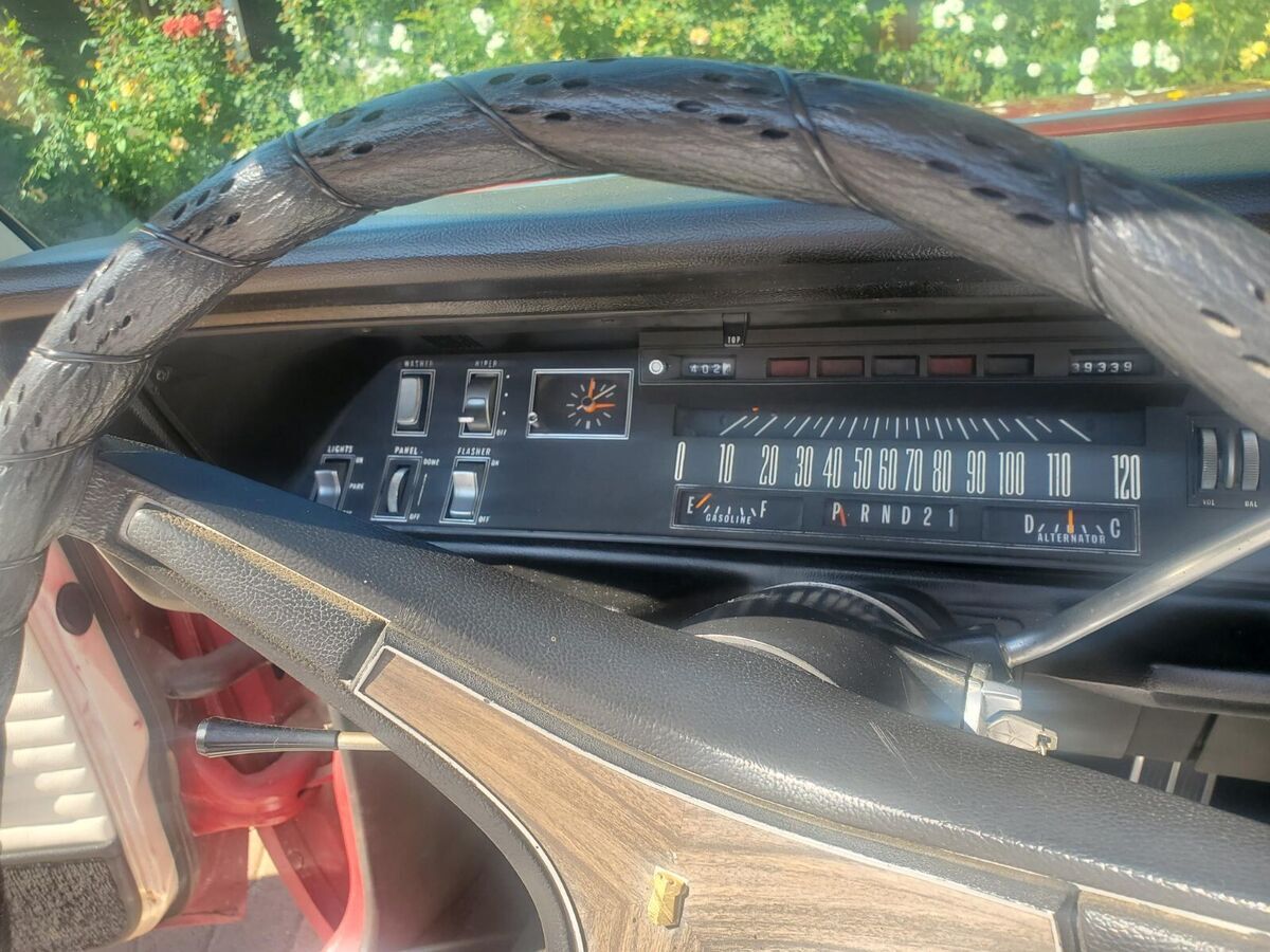 1970 Chrysler 300 Series - photo 10