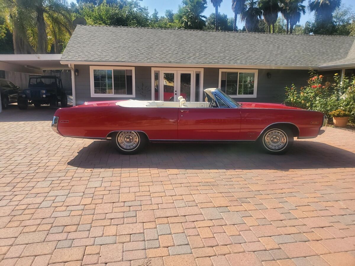 1970 Chrysler 300 Series - photo 2