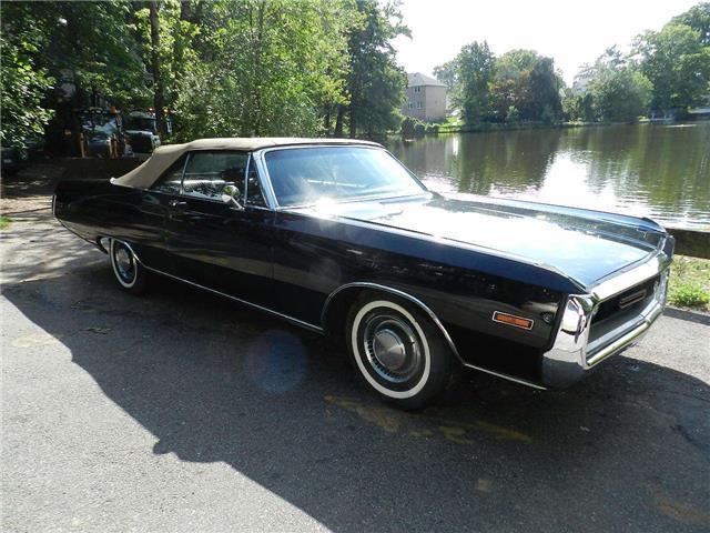 1970 Chrysler 300 Series -- - photo 10