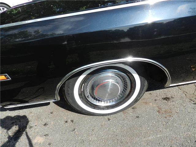 1970 Chrysler 300 Series -- - photo 7