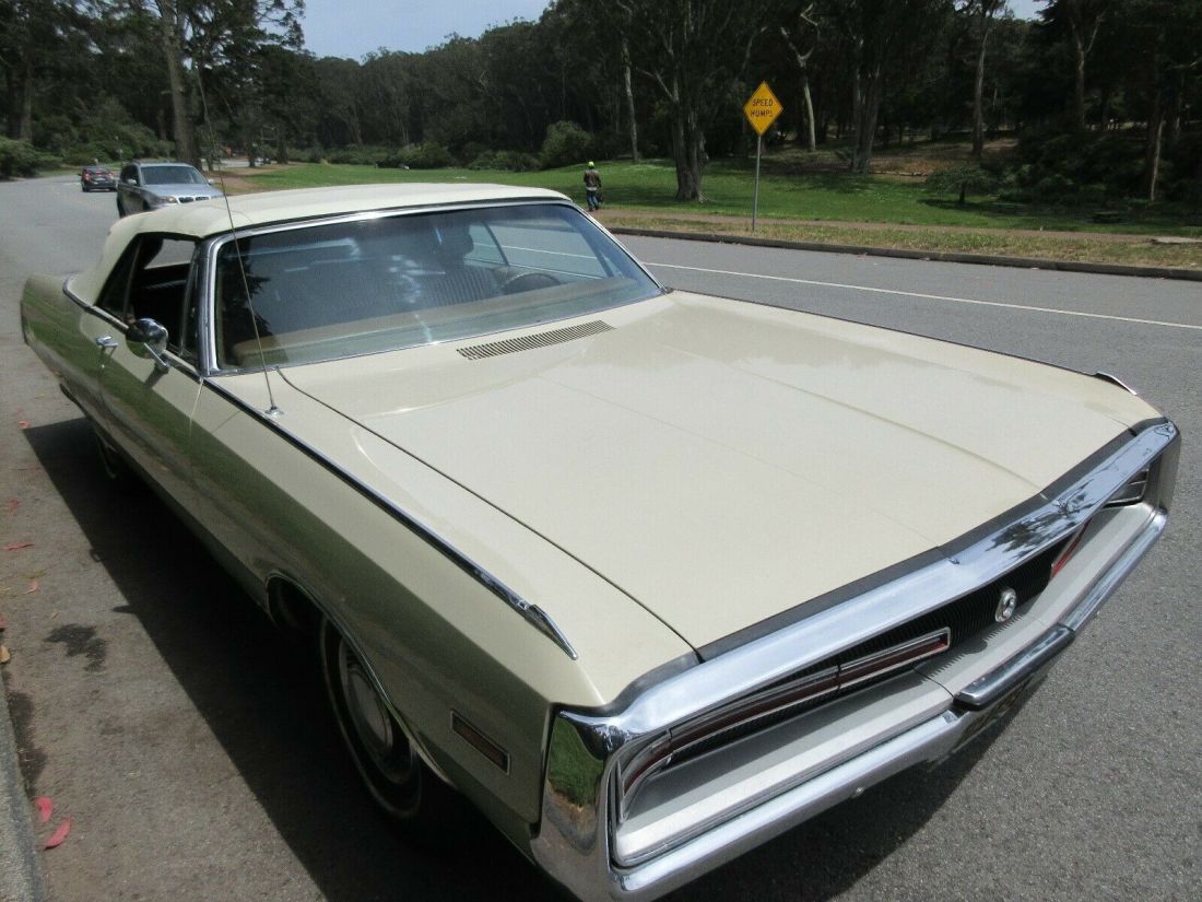1970 Chrysler 300 Series - photo 8